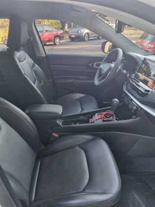 JEEP COMPASS 1.3 T270 TURBO FLEX LIMITED AT6 JEEP COMPASS 1.3 T270 TURBO FLEX LIMITED AT6